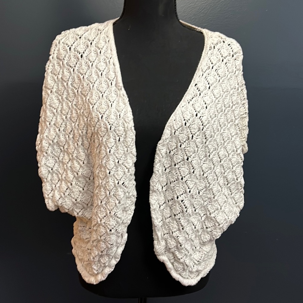 Knitted/crocheted Cardigan
 plus size